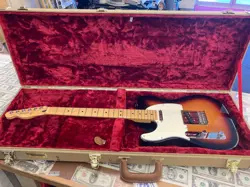 2018-19 FENDER TELECASTER SUNBURST ELECTRIC GUITAR LEFT HANDED & CASE