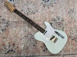 FENDER AMERICAN PERFORMER TELECASTER ROSEWOOD FINGERBOARD SATIN SONIC