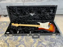 FENDER CUSTOM SHOP CUSTOM CLASSIC STRATOCASTER - 2007 - 3-COLOR SUNBURST