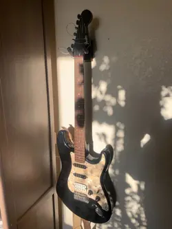 1985 MIJ STRATOCASTER