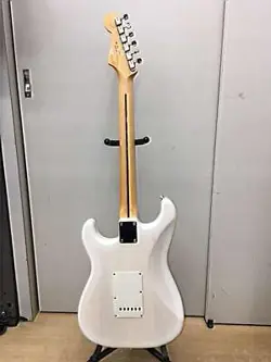 MN STRATOCASTER