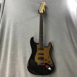 FENDER ARMERICAN DELUXE STRATOCASTER