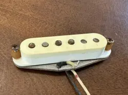 RELIC FENDER PURE VINTAGE 65 STRATOCASTER PICKUP 099-2237-000