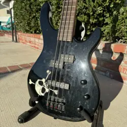 FENDER MB-4 USED