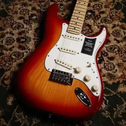 FENDER PLAYER II STRATOCASTER  , CHAMBERED ASH AGED CHERRY BURST