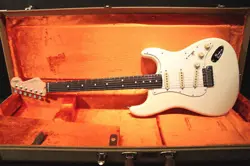 FENDER JEFF BECK STRATOCASTER OLYMPIC WHITE AMERICAN ARTIST SERIES 2023