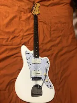 SQUIER BY FENDER JAZZMASTER ELECTRIC GUITAR