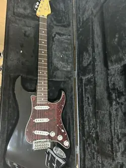 FENDER MADE IN JAPAN HYBRIDII ELECTRIC GUITAR