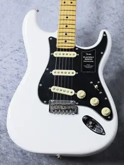 II STRATOCASTER MAPLE-POLAR