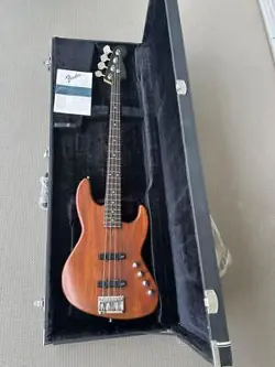 JAZZ BASS JBR-1000