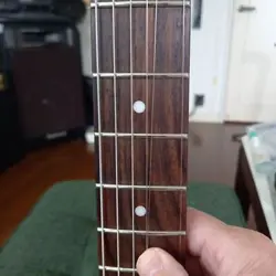 LIGHTWEIGHT SQUIER BY