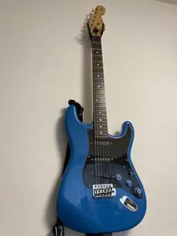 SPECIAL PRICE FENDER STRATOCASTER BLUE LACQUER PAINT ELECTRIC GUITAR