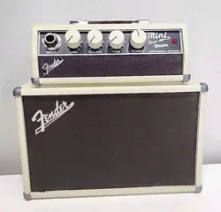FENDER MINI TONE MASTER BATTERY POWERED ELECTRIC GUITAR AMP. TESTED - WORKS