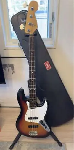 FENDER USA AMERICAN STANDARD JAZZ BASS / ELECTRIC BASS GUITAR W/ HC MADE IN USA