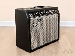 1965 FENDER VIBRO CHAMP VINTAGE BLACK PANEL TUBE AMP 1X8, CLASS A