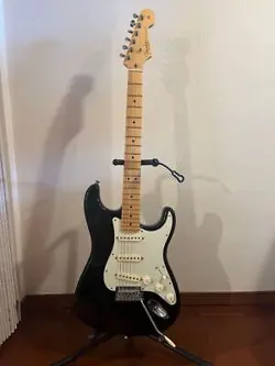FENDER AMERICAN PROFESSIONAL II STRATOCASTER WITH HARD CASE
