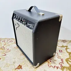 FENDER FRONTMAN 15B BASS GUITAR BLACK COMBO AMPLIFIER