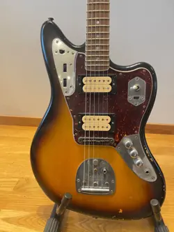 FENDER JAGUAR KURT COBAIN