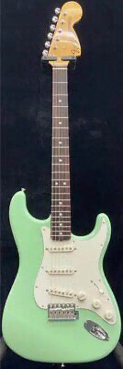 FENDER FSR TRADITIONAL LATE 60S STRATOCASTER GP SURF GREEN ELECTRIC GUITAR JAPAN
