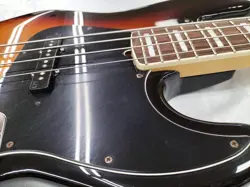 FENDER AMERICAN DELUXE JAZZ BASS