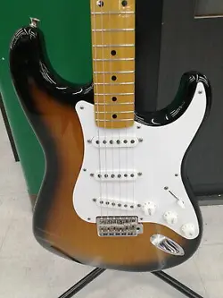 FENDER JAPAN ST57-TX USED 2008 ALDER BODY MAPLE NECK/FINGERBOARD W/SOFT CASE