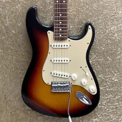 FENDER MEXICO CLASSIC 60S STRATOCASTER USED 2004 ALDER BODY MAPLE NECK W/GIGCASE