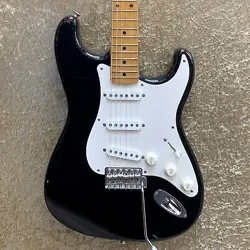 FENDER JAPAN ST57-70 USED 1993-1994 ALDER BODY MAPLE FINGERBOARD W/SOFT CASE