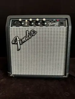 FENDER 28W  FRONTMAN 10G GUITAR AMP MODEL: PR 357 (AZP022240) TESTED