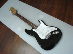 FENDER SQUIER STRAT AFFINITY SERIES 6-STRING ELECTRIC GUITAR