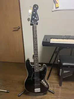 FENDER AERODYNE JAZZ BASS