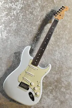 STRATOCASTER US24033877