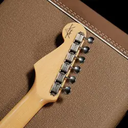 FENDER CUSTOM SHOP VINTAGE SERIES 1962 STRATOCASTER NOS ICE BLUE METALLIC SAFE D