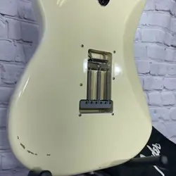 FENDER ST72 STRATOCASTER