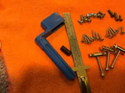 SLOTTED SCREWS