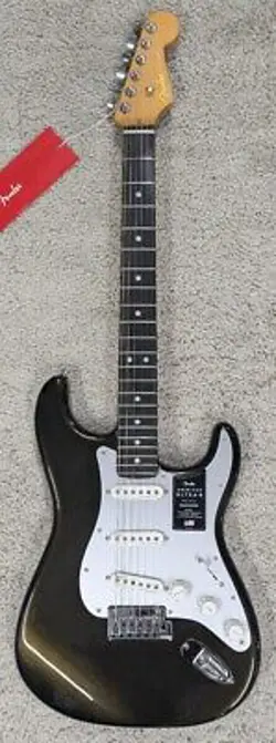FENDER AMERICAN ULTRA II STRATOCASTER GUITAR EBONY FRETBOARD, TEXAS TEA W/ CASE