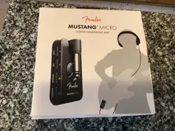FENDER  MUSTANG MICRO GUITAR MODELING RECHARGEABLE HEADPHONE - BLACK