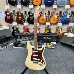 FENDER USA AMERICAN DELUXE STRATOCASTER SAFE PACKING!