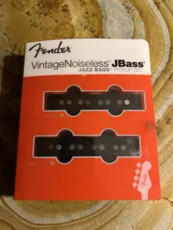 FENDER VINTAGE NOISELESS JBASS JAZZ BASS PICKUP SET