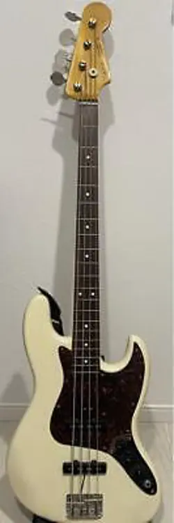 FENDER JAZZ BASS CRAFTED IN JAPAN SAFE PACKING!