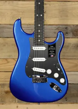 FENDER AMERICAN ULTRA II STRATOCASTER ELECTRIC GUITAR NOBLE BLUE W/ CASE