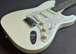 FENDER JAPAN MODERN STRATOCASTER RW SSS OLP