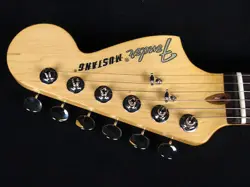 FENDER AMERICAN PERFORMER MUSTANG VINTAGE WHITE