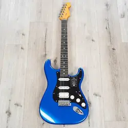 FENDER AMERICAN ULTRA II STRATOCASTER HSS GUITAR, EBONY FINGERBOARD, NOBLE BLUE
