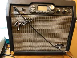 FENDER AMPLIFIER 15