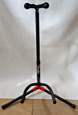 COLLAPSIBLE ADJUSTABLE