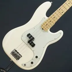 WHITE 17 FENDER
