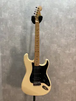 MADE BY FENDER JAPAN ST-456 1984-1987