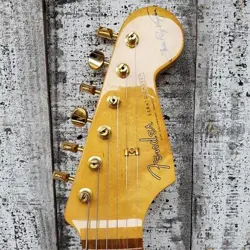 FENDER STRATOCASTER STEVIE