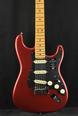 FENDER AMERICAN ULTRA II STRATOCASTER SINISTER RED MAPLE FINGERBOARD