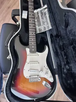 USED FENDER AMERICAN PROFESSIONAL STRATOCASTER - BURST